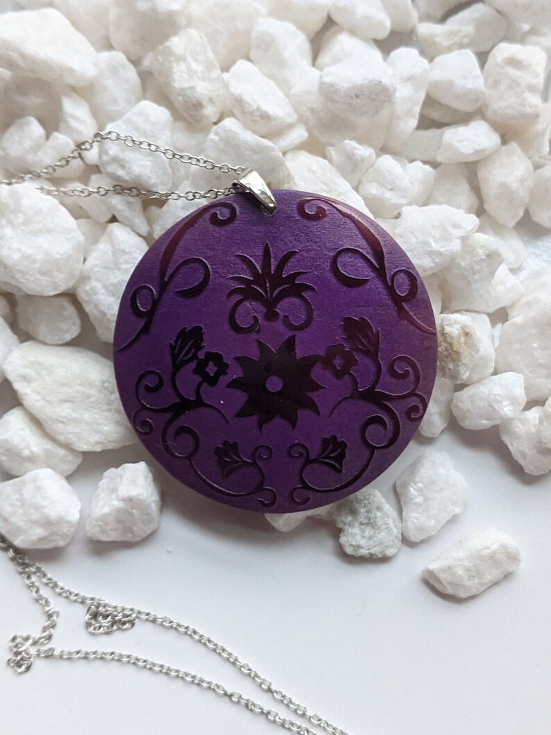 black pen shell purple flowers natural Focal