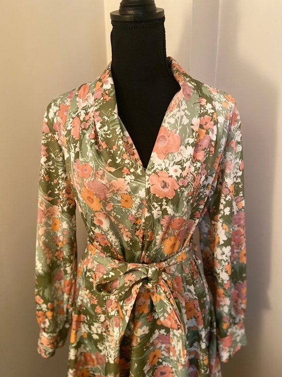 1970s Vintage Sears Floral Dress - image 1