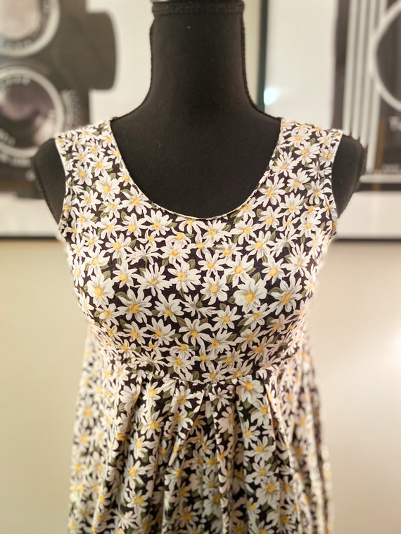 1990s Amy Byer Daisy Print Romper