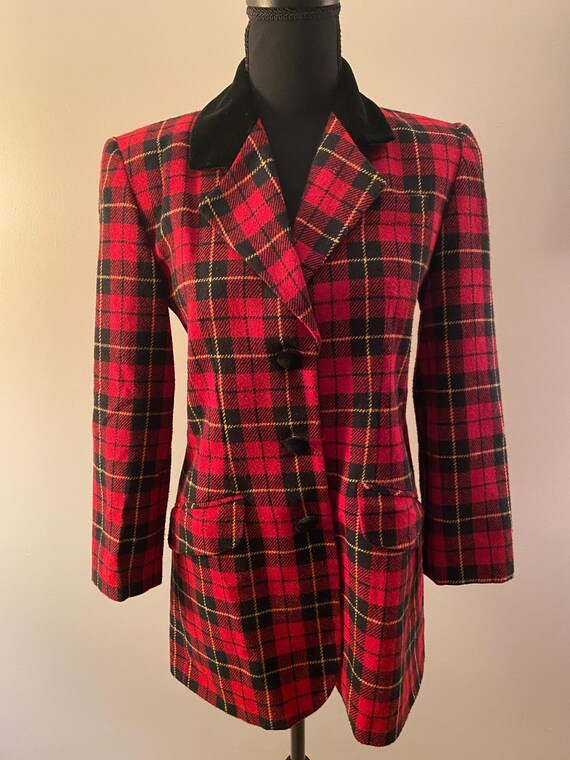 1990s Petite Sophisticate Plaid Blazer