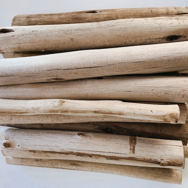 Eucalyptus wood, 10-25 piece Bulk craft wood, Driftwood, bulk driftwood, fire place wood, craft wood, Macrame wood, wood slices, wood pieces