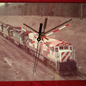Burlington Northern - Railroad Train Wall Clock  BN5