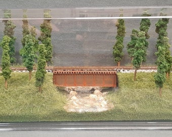 HO Scale 16" Single Track- Girder Bridge W/ Stream-Creek " Summer Scene" Train DISPLAY CASE