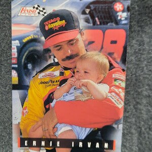 NASCAR - ERNIE IRVAN - Cartão colecionável de corrida