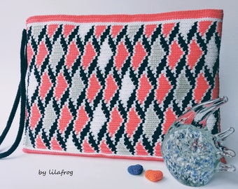 PATTERN - Scales Tapestry Crochet Clutch, Instant Download PDF in English and Spanish, DIY Tutorial