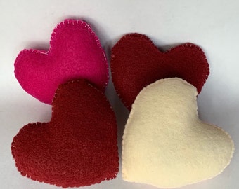 Felt plush heart Valentine's Day