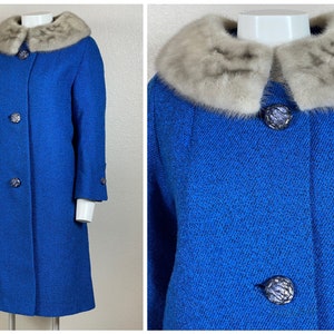 MED 50s 60s Royal Blue Coat with Grey Fur Trim // Mod Mid Century // Amazing Condition // Vintage 1960s Swing Coat // Crop Sleeves