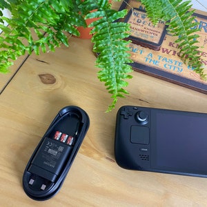 Steam Deck UK Travel Charger Holder / Cradle