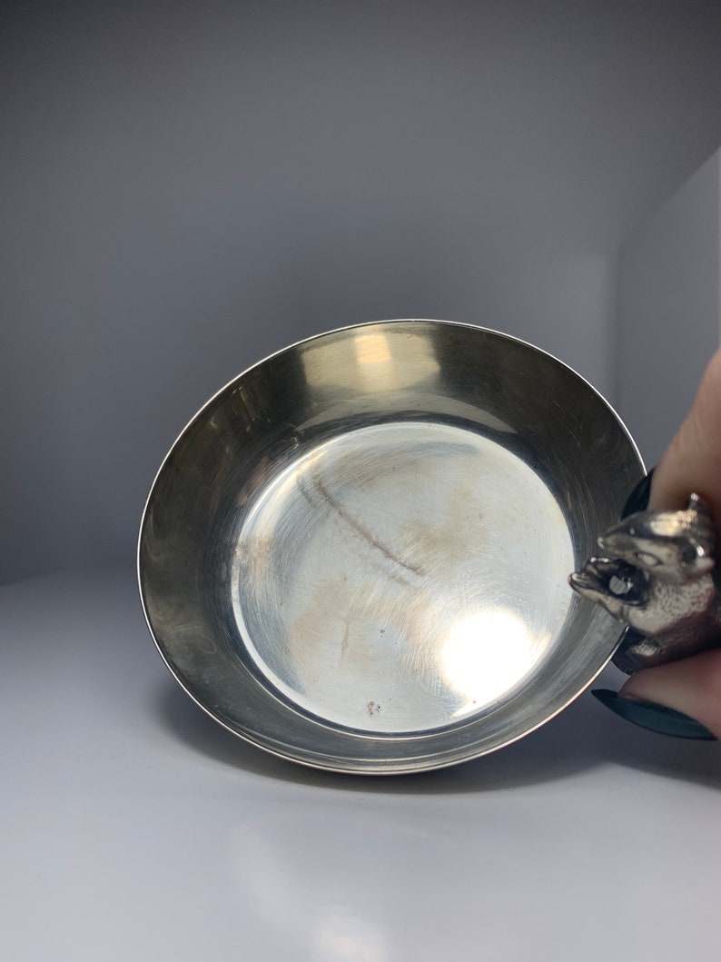 VINERS Of Sheffield Silver-Plated Squirrel Nut Bowl