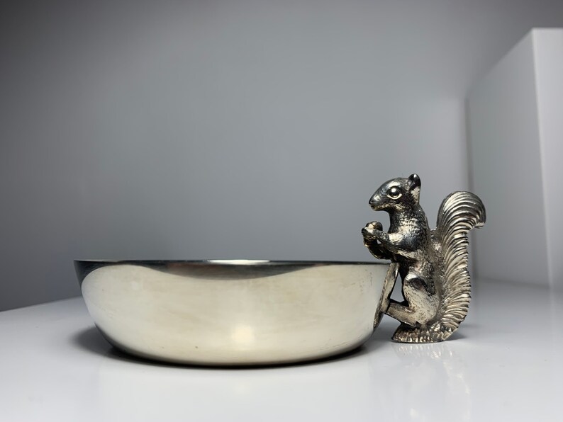 VINERS Of Sheffield Silver-Plated Squirrel Nut Bowl