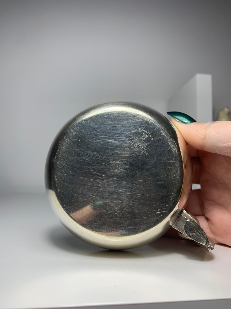 VINERS Of Sheffield Silver-Plated Squirrel Nut Bowl
