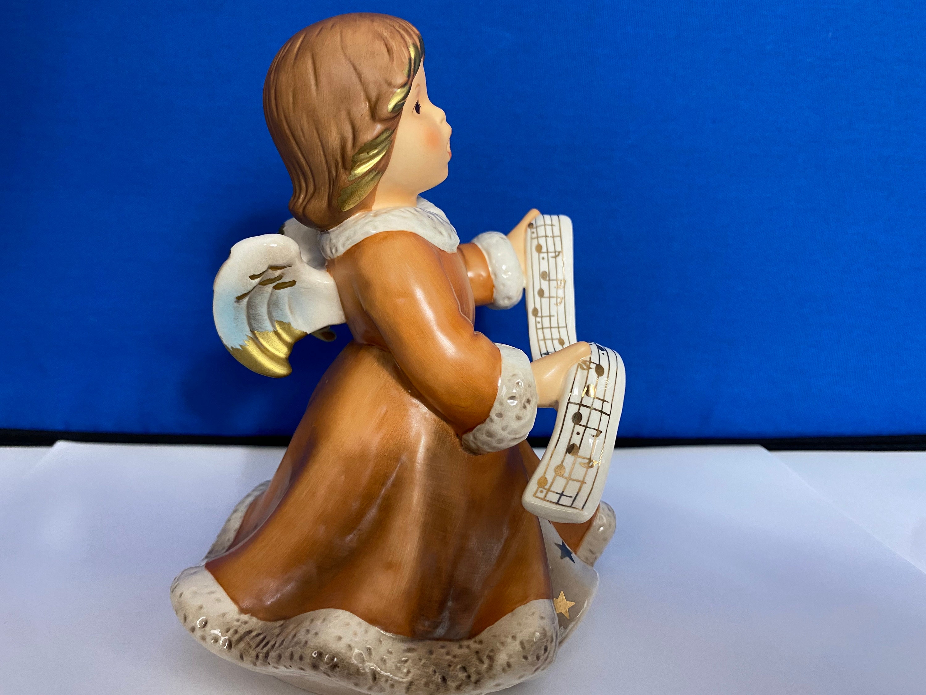 Rare Collectible Vintage Goebel Weihnacht Figurine Christmas Angel Germany Porcelain Near Mid 20th Century Orange Robe Musical Notes