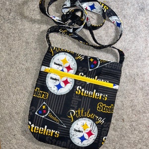 Choose Your Team - NFL Football Crossbody Purse : Pittsburgh, Cleveland, Denver, Philadelphia, Dallas