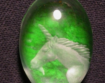Unicorn intaglio carved in Quartz cabochon doublet with Maw Sit Sit
