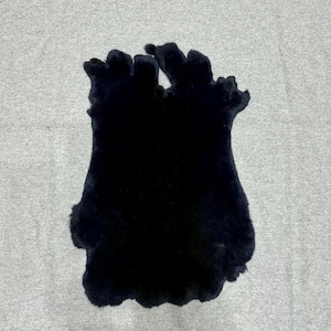 Black Rex Kaninchenpelz: Natürliches weiches Bastelmaterial (45 cm x 25 cm)