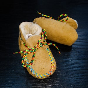Handmade Sheepskin Baby Booties | Natural Fur Lining, Newborn Gift