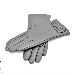 Women&#39;s Touchscreen Leather Gloves With Button