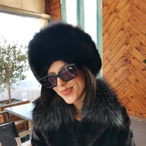 Zwarte blauwe vossenbontmuts met lederen bovenkant | Vrouwen Real Fox Fur Mongoolse Stijl Hoed | Winter Bont hoed voor vrouw | Echt bont cadeau voor haar
