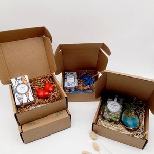 GIFT BOX with Portuguese ceramics/ Soaps . Souvenir Gift Box. Personalize your Gift Box!