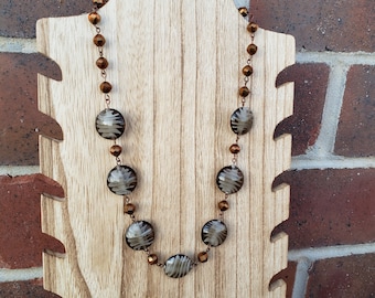 Collar de declaración con cuentas, collar de cuentas de vidrio, collar de declaración, joyería única, collar hecho a mano, regalo para ella, collar de cobre antiguo