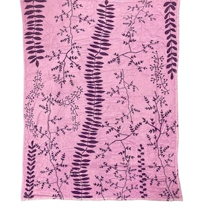 Bella&#39;s  Lavender Freesia Fleece Throw Blanket