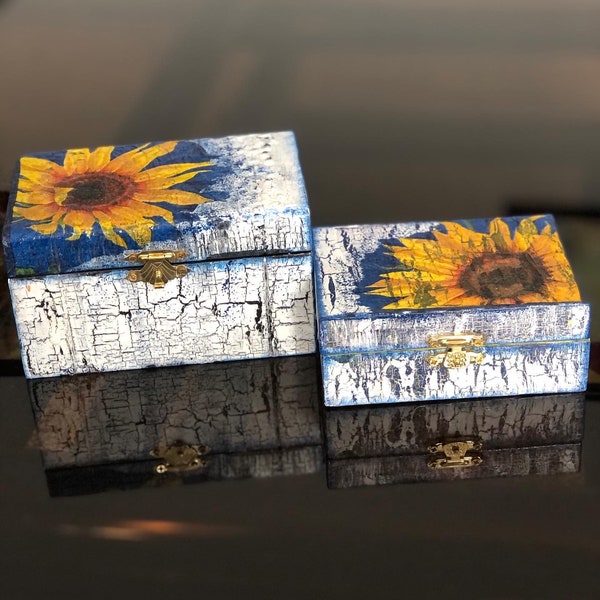 Set 2 boxes. Jewelry boxes, Keychain box, keepsake box, decoupage sunflowers, Wooden keepsake box, vintage box, decoupage box