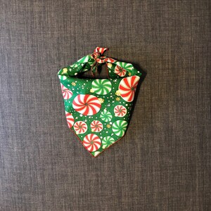 Christmas Dog Bandana, Peppermint Dog Bandana, Tie on, Candy Cane Dog Bandana