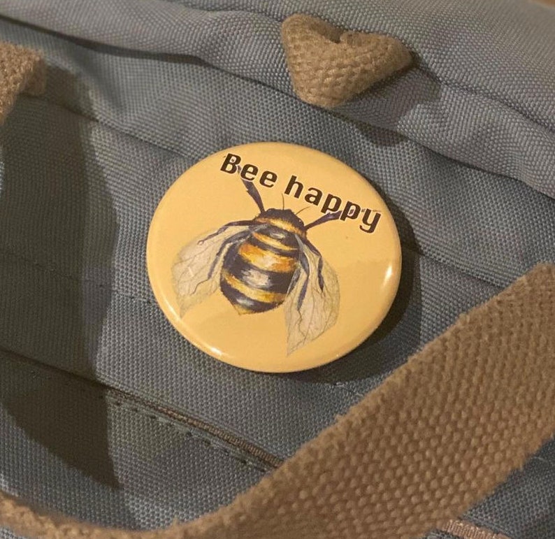 Bee button badge bee lover bee gift bee pin badge bee decoration
