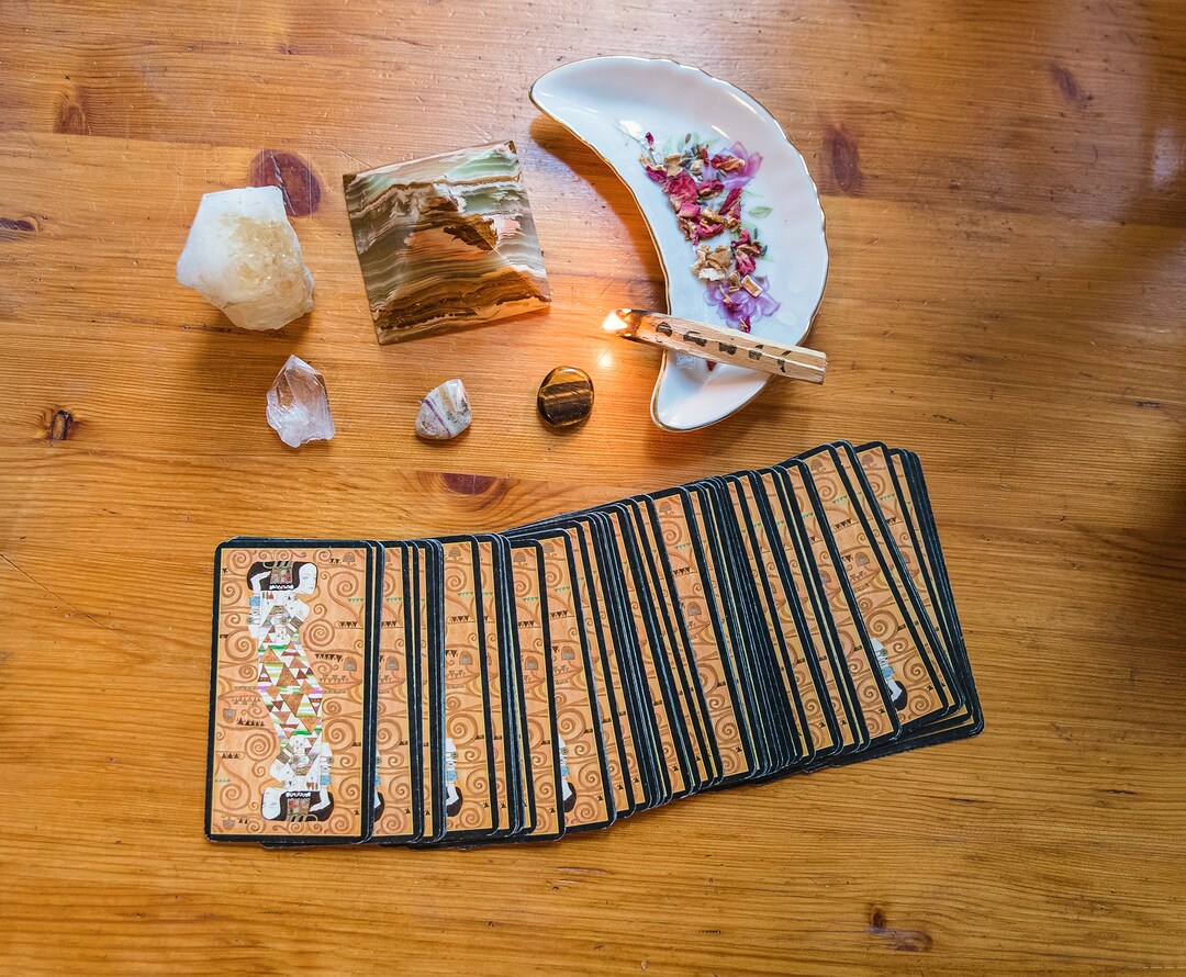 Random Tarot Pull SINGLE CARD: Tarot Pull (digital Reading) - Etsy