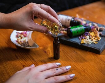 HERBAL RITUAL OIL - Ritual, Perfume + Aromatherapy Oil - Daily Wear Collection
