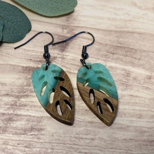 Monstera Leaf Earrings