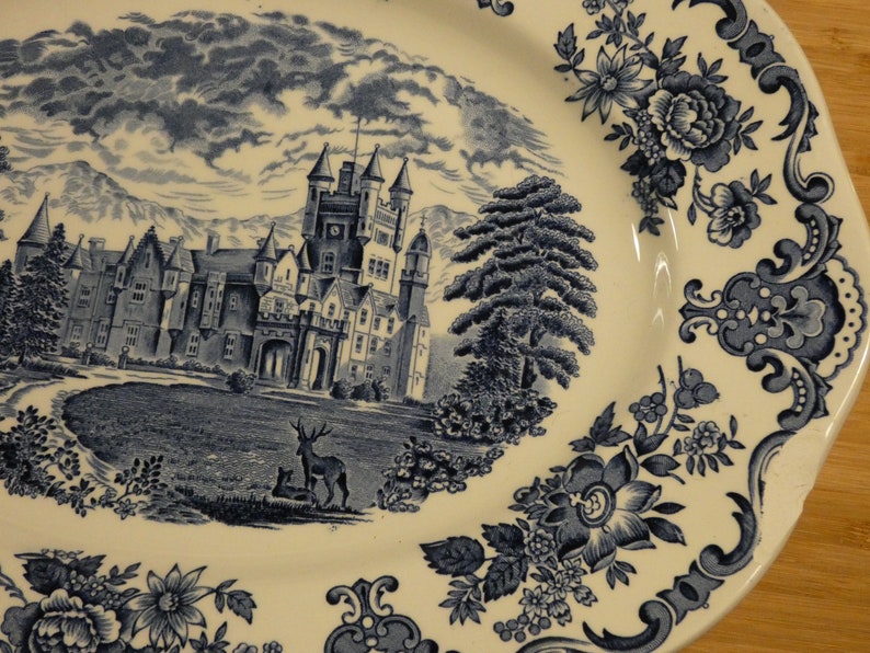 Royal Homes of Britain Tunstall Enoch Wedgwood LTD large serving plate