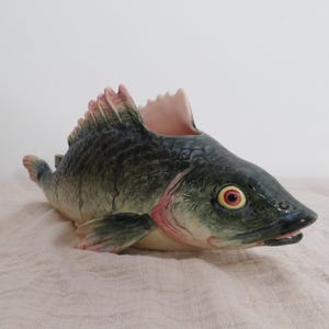 Antik Gustave De Bruyn Fives Lille Fiskplantering | Fransk Majolika Fiskplanter | Stor Keramikkruka | Nautisk Dekor