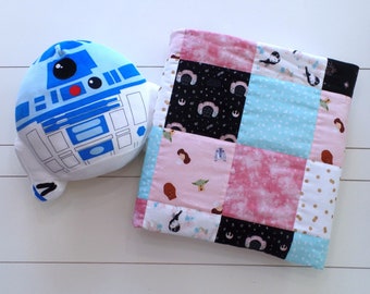 Princess Leia Toddler Quilt / Star Wars Girl Nursery - Handmade Baby Blanket - Toddler Bedding - Outer Space Kid Bedroom - Nerdy Baby Gift
