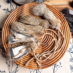 Juguete para gatos con piel de conejo, hecho a mano, juguete interactivo natural para aliviar el estrés.