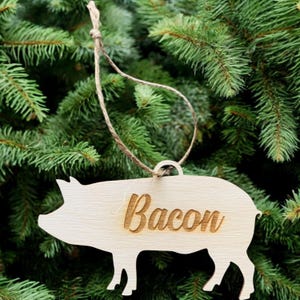 Your Pig Personalized! Your Pig's Name on a Custom Silhouette Christmas Ornament - Laser Engraved The perfect gift for a Pig lover.