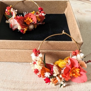 Coco Cinelle Creolen natürliche stabilisierte Blumen rot orange beige grün Hochzeit Boho Chic Eleganz handgefertigt
