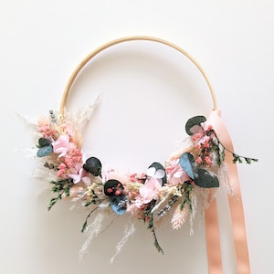 Wall crown of stabilized flowers & dried flowers, Sweet Pink