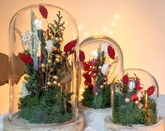 Glasglocke mit konservierten Blumen in Weihnachtsfarben, Jingle Bell