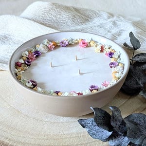 Dania Bergamot Mandarin Scented Floral Candle