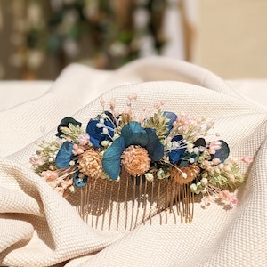 Floral hair comb for wedding hairstyle in dried flowers & stabilized flowers, Mona