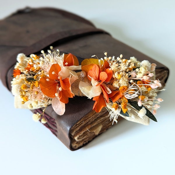 Handcrafted groom's bow tie made from preserved flowers, Chloé