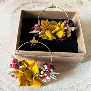 Handmade bridal earrings made from dried flowers & stabilized flowers, Dahlia