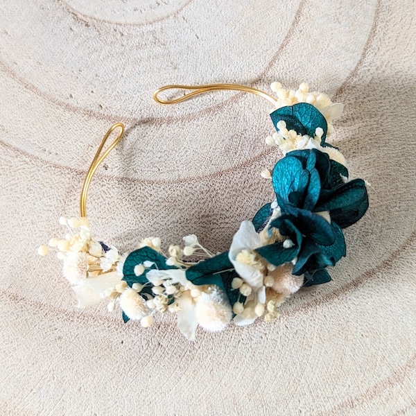 Handcrafted preserved flower bracelet in timeless colors, Malèna