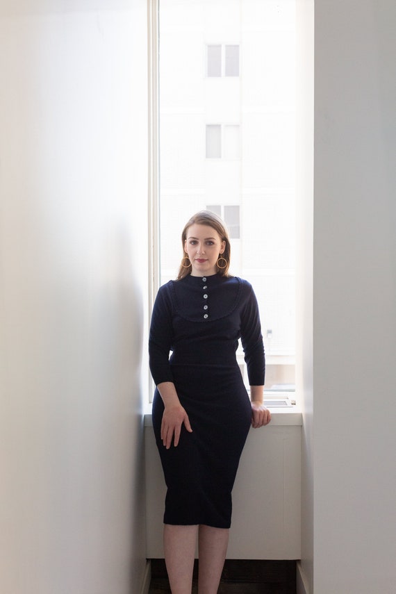 Vintage 1940s navy wool fitted dress