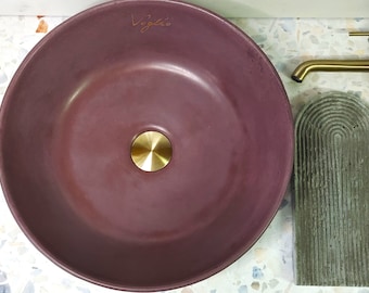 Handfat. Badrumskommod i betong med bänkskiva | Handfat i betong med bänkskiva | Auberginefärgat, handgjort handfat i betong | Rund form V_0'
