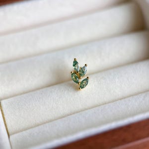 16G Moss Agate Stud Earring,Leaf Stud Flat Back,Piercing Earring Screw Back,Helix Stud,Conch Stud,Cartilage Stud