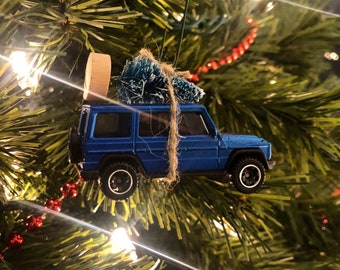 Mercedes Benz G550 Carrying Christmas Tree Christmas Ornament Hot Wheel G-Wagon