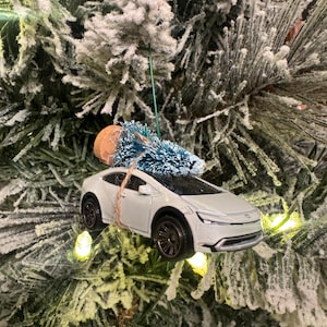 Toyota Prius White Carrying Christmas Tree Christmas Ornament Hot Wheel Gift for dad / son