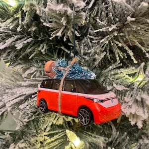 VW ID BUZZ オレンジ キャリー クリスマスツリー クリスマスオーナメント ホットホイール お父さん/息子へのギフト 楽しいギフトアイデア ドライバー